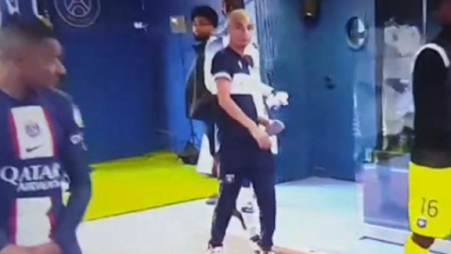 La provocation de Kylian Mbappé envers Kays Ruiz dans le tunnel fait le buzz (capture YouTube)