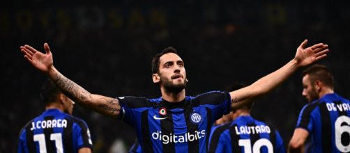 Calciomercato Inter: possibile interesse dell'Aston Villa per Calhanoglu in estate.