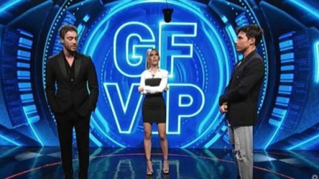 GF Vip, gaffe in diretta di Signorini.