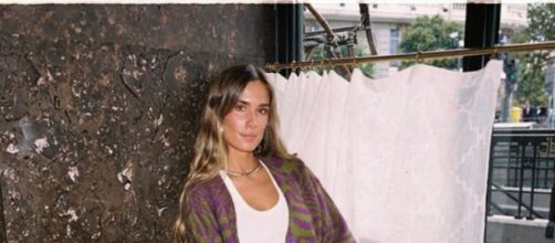 María Pombo podría haber confirmado su embarazo en las redes sociales, por error. Fuente: captura Instagram @mariapombo