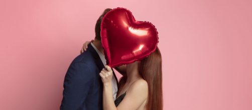 Oroscopo e classifica di dicembre 2022 per l’amore: segni di fuoco tra i favoriti.