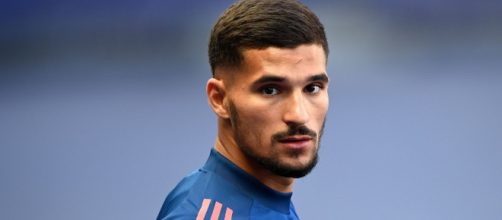 Calciomercato Milan: Aouar potrebbe arrivare subito, Adli e Lazetic andranno in prestito.