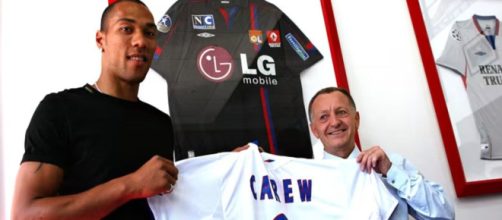 John Carew, joueur emblématique de l'Olympique Lyonnais Source : Capture Twitter