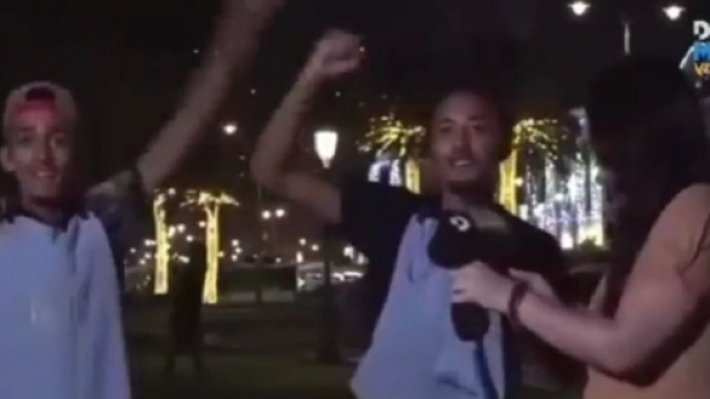 Des supporters qataris trollent la télé argentine et font le buzz (capture YouTube)