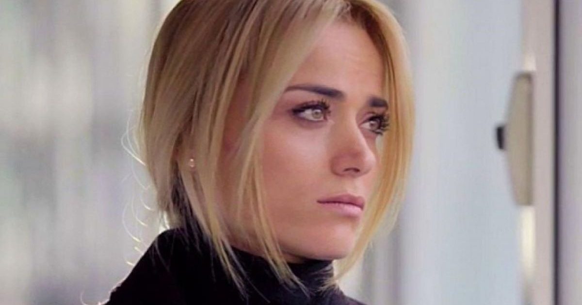 Un posto al sole, nuove puntate Clara ha dubbi su Alberto per il furto