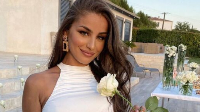 Kamila violemment critiquée par les téléspectateurs des Cinquante, elle se défend une nouvelle fois.