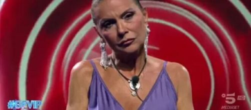 Patrizia Rossetti attaccata da Guendalina Tavassi: ‘Strega. La tua carriera è finita’.