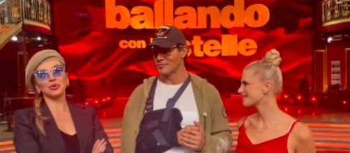 Ballando con le Stelle, Gabriel Garko: 'Il tendine si è rotto, mercoledì mi opero'.