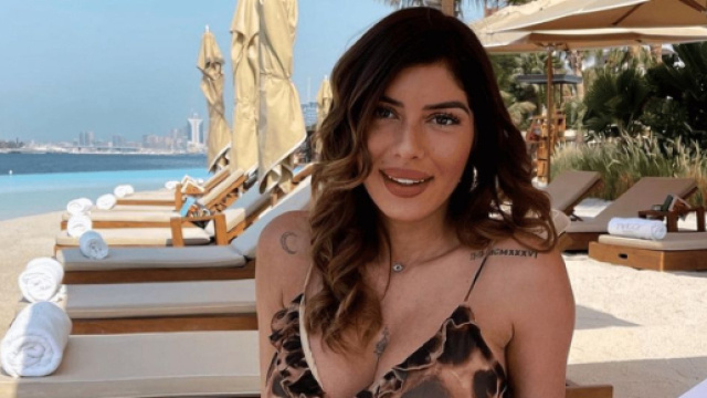 La Bataille des Clans : Sarah Lopez enceinte de son compagnon Gérald à 31 ans.