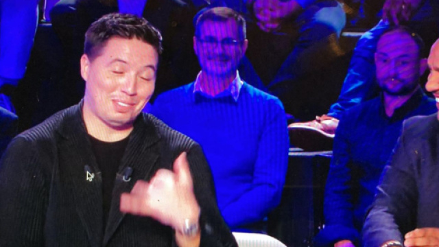 Samir Nasri en forme au moment de parler d'Olivier Giroud (crédit CFC)