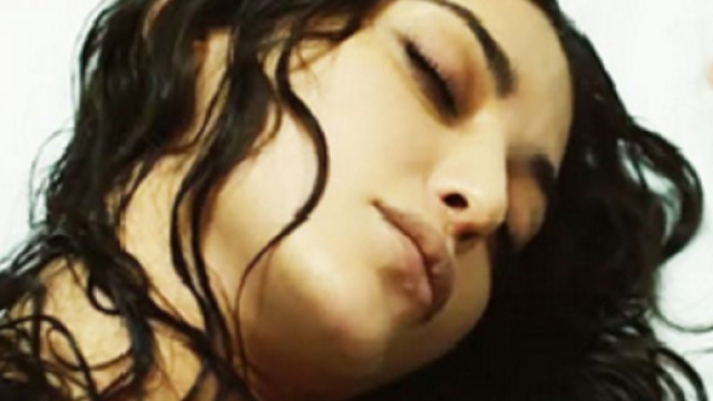 Terra amara, spoiler Turchia: la dottoressa Hekimoğlu tenta il suicidio.