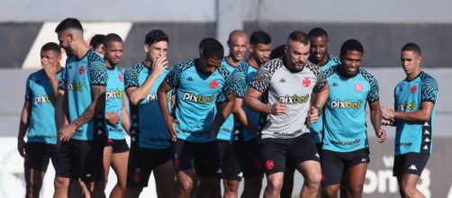 Atletas do Vasco em treinamento no CT Moacyr Barbosa (Daniel Ramalho/Vasco)