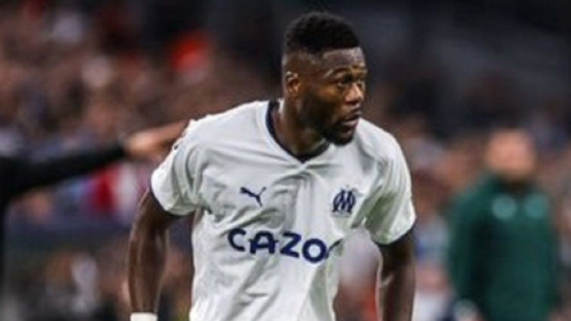 OM : Mbemba insult&eacute; et menac&eacute; sur les r&eacute;seaux sociaux (capture YouTube)