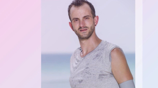 Christopher est devenu la cible des internautes