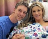 Paul Gasol anunció feliz el nacimiento de su segundo hijo junto a su mujer (Twitter/@paulgasol)