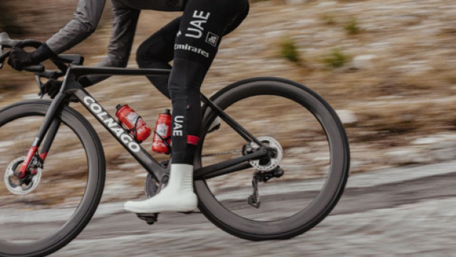 Ciclismo, la nuova Colnago del Team UAE Emirates.
