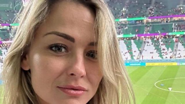 Laure Boulleau au Qatar pendant la Coupe du monde 2022. (crédit Instagram Laure Boulleau)