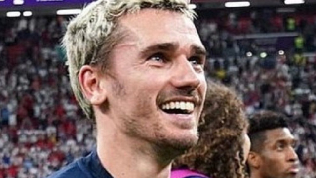 Antoine Griezmann veut entendre le son de Vegedream, il l'interpelle sur Instagram (capture YouTube)