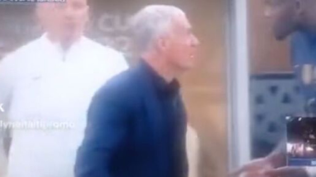 Deschamps en colère contre Thuram lors de la finale contre l'Argentine. (crédit Twitter)