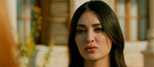 Terra Amara, trama 24 dicembre: Mujgan scopre che Yilmaz era innamorato di Zuleyha.