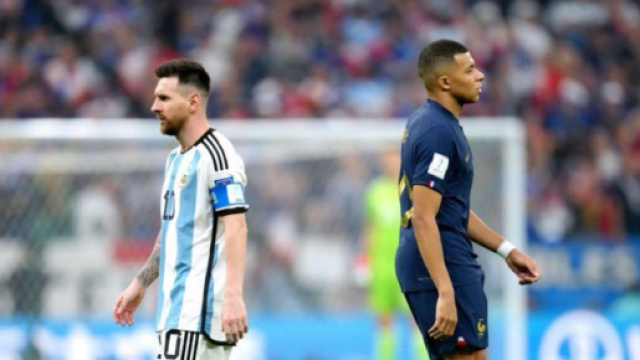 Messi et Mbappé bientôt réunis au PSG. (crédit Twitter)