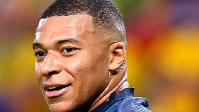 Le plan de l&rsquo;Angleterre pour arr&ecirc;ter Kylian Mbapp&eacute; vient de fuiter (capture YouTube)