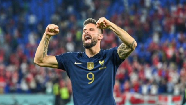 EdF : 'Il va faire une Zlatan', la femme d'Olivier Giroud annonce la couleur (capture YouTube)