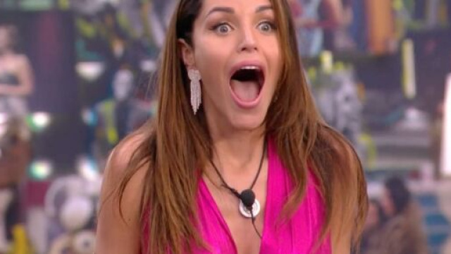 GFVip, Delia vince al televoto contro Sorge: 'Ci sono riuscita, il mio compito era questo'.