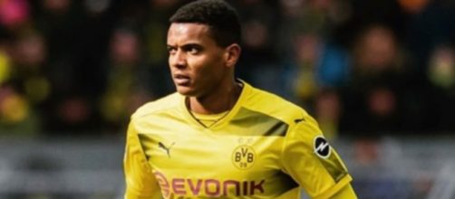 In foto Manuel Akanji, difensore svizzero.