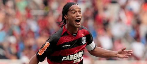 Ronaldinho Gaúcho (Reprodução/Alex Carvalho/Wikimedia Commons)