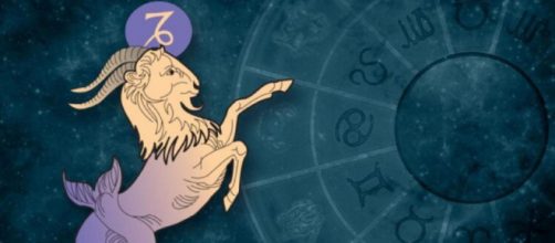 Oroscopo e classifica di venerdì 18 febbraio: amore top per il Capricorno.