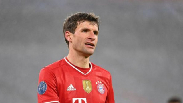 Thomas Muller critiqu&eacute; pour son traitement inflig&eacute; &agrave; l'un de ses chevaux. (cr&eacute;dit Twitter)