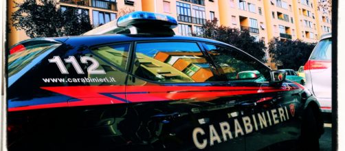 Le indagini sono state affidate ai carabinieri.