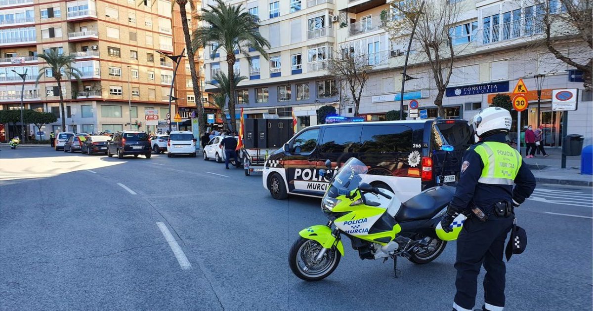 Un Niño De 13 Años Ha Sido Detenido En Murcia Por Apuñalar A Su Profesor