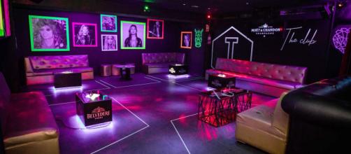 Uno de los espacios de la discoteca madrileña donde ocurrió la sumisión química y abusos (Facebook Tiffany's The Club)