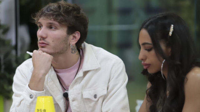 GF Vip, Manuel risente la sua ex dopo l'uscita: 'La situazione è chiara, porto rispetto'.