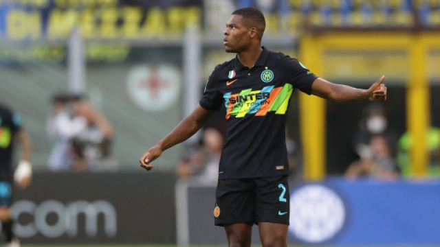 Inter, assalto delle spagnole a Dumfries.