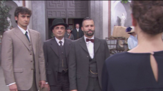 Cambio programmazione Mediaset: chiude Una Vita.