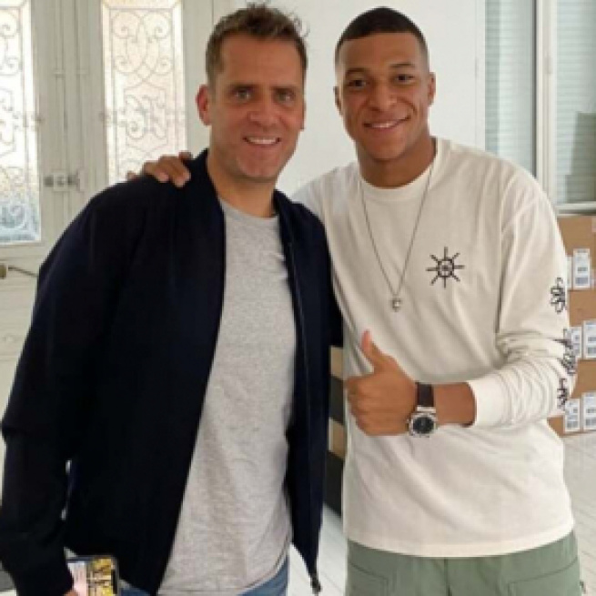 Jérôme Rothen donne des indications sur l'avenir de Kylian Mbappé. Source : Capture Twitter