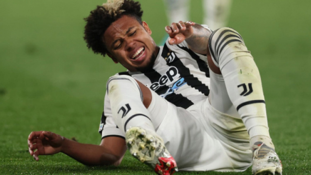 Juventus, frattura al piede per McKennie: si teme stop di due mesi.