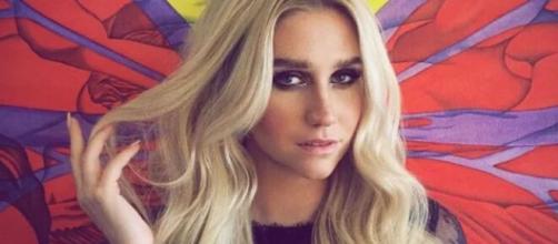 A cantora Kesha fez muito sucesso há anos atrás. (Reprodução/Instagram)