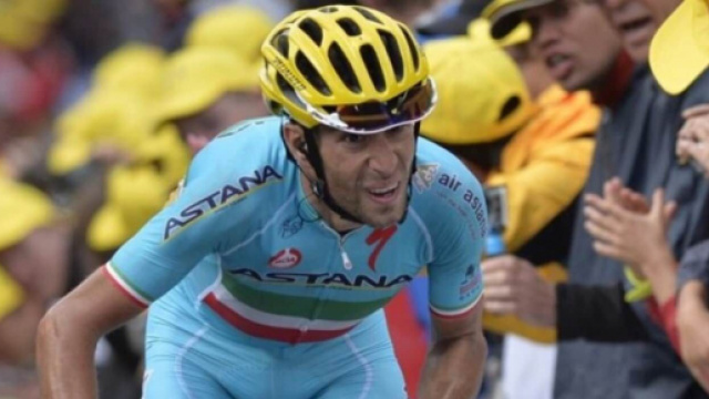 Ciclismo, Nibali negativo al Covid in due test rapidi ma ancora positivo al molecolare.