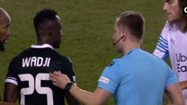 Le fair play a primé lors du match OM-Qarabag Source : Capture Twitter