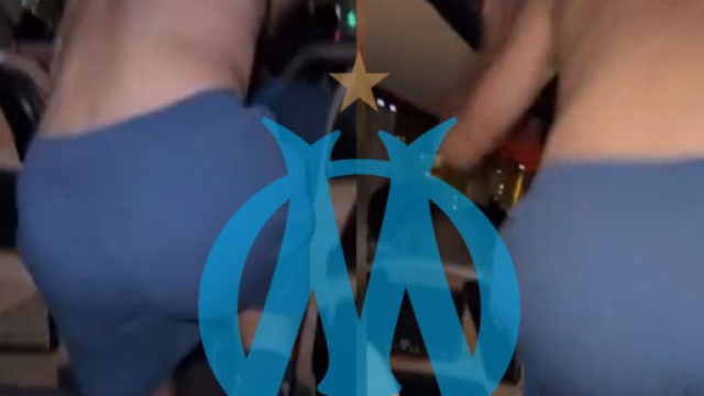 Le twerk improbable de Matteo Guendouzzi dans le bus de l'OM. Source : Capture Twitter