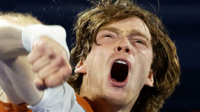 Andrey Rublev, le tennisman russe après sa victoire : 'Pas de guerre s'il vous plaît' - Source : capture d'écran, Twitter