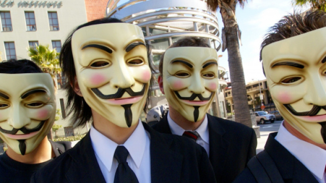 Anonymous rivendica l'attacco hacker al sito del Cremlino. ©Wikimedia Commons