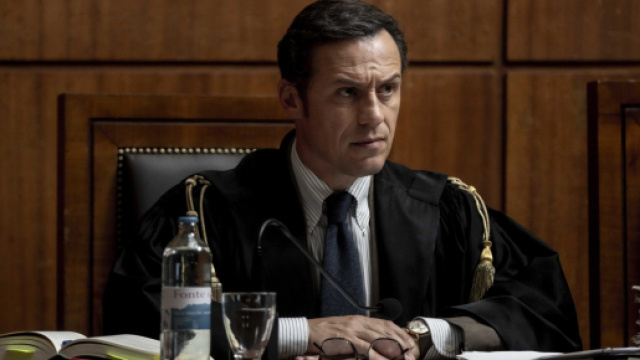 Vostro Onore, spoiler seconda puntata: Pagani manomette i traffici illeciti di Filippo.