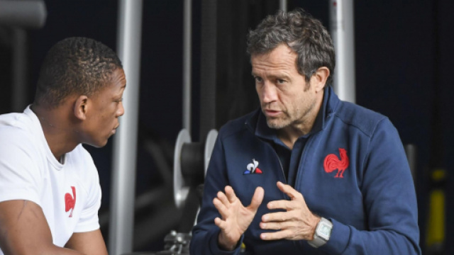 Cameron Woki, à gauche, la future star du XV de France - Source : capture d'écran, Twitter