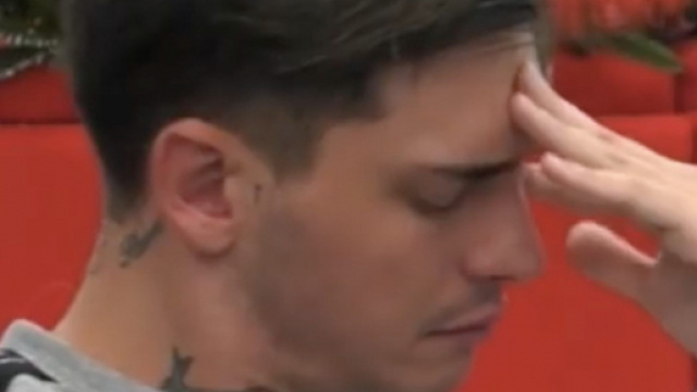 GF Vip, Alessandro vuole uscire