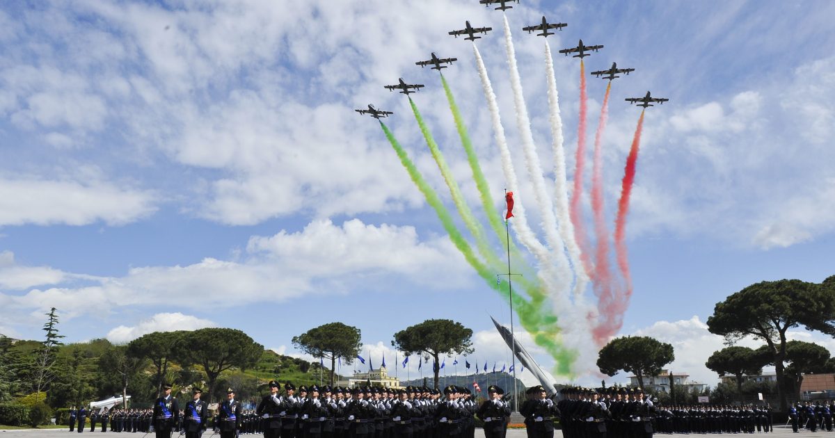 Concorso Accademia Aeronautica per 105 posti di Ufficiale dell